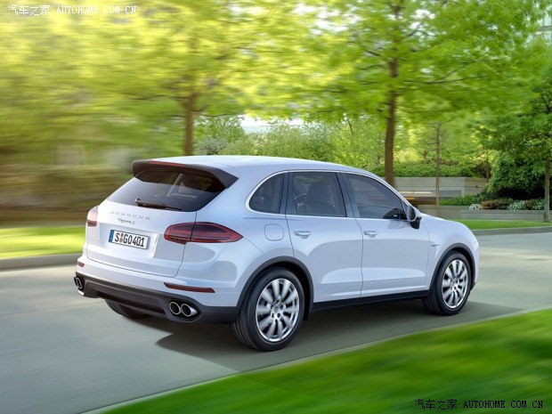 ʱ  2015 Cayenne S