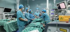 西南医大附院成功开展肺癌光动力治疗新技术