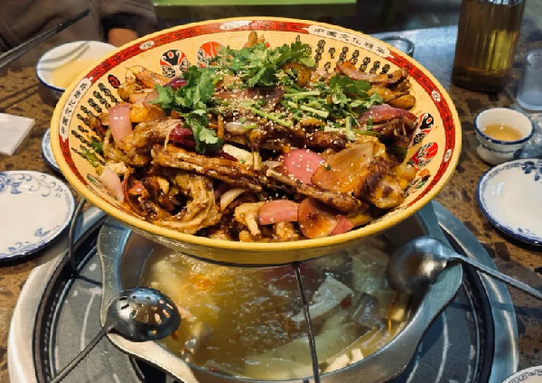 从哑巴兔到羊肉汤……龙马潭这里的舌尖地图藏着哪些惊喜？