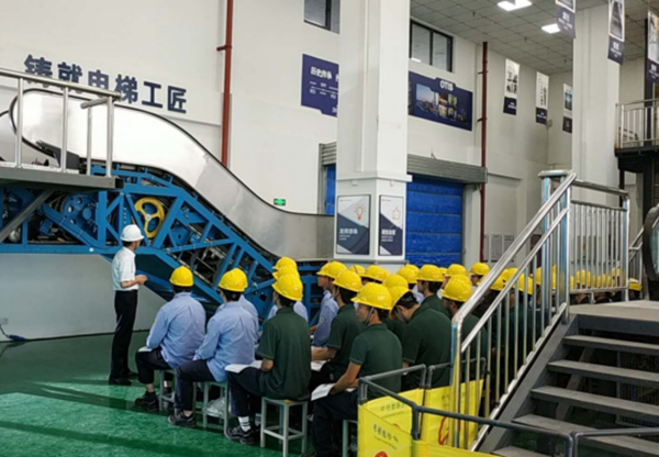 电梯工程技术“微专业”赋能，泸职院携手奥的斯共育工匠
